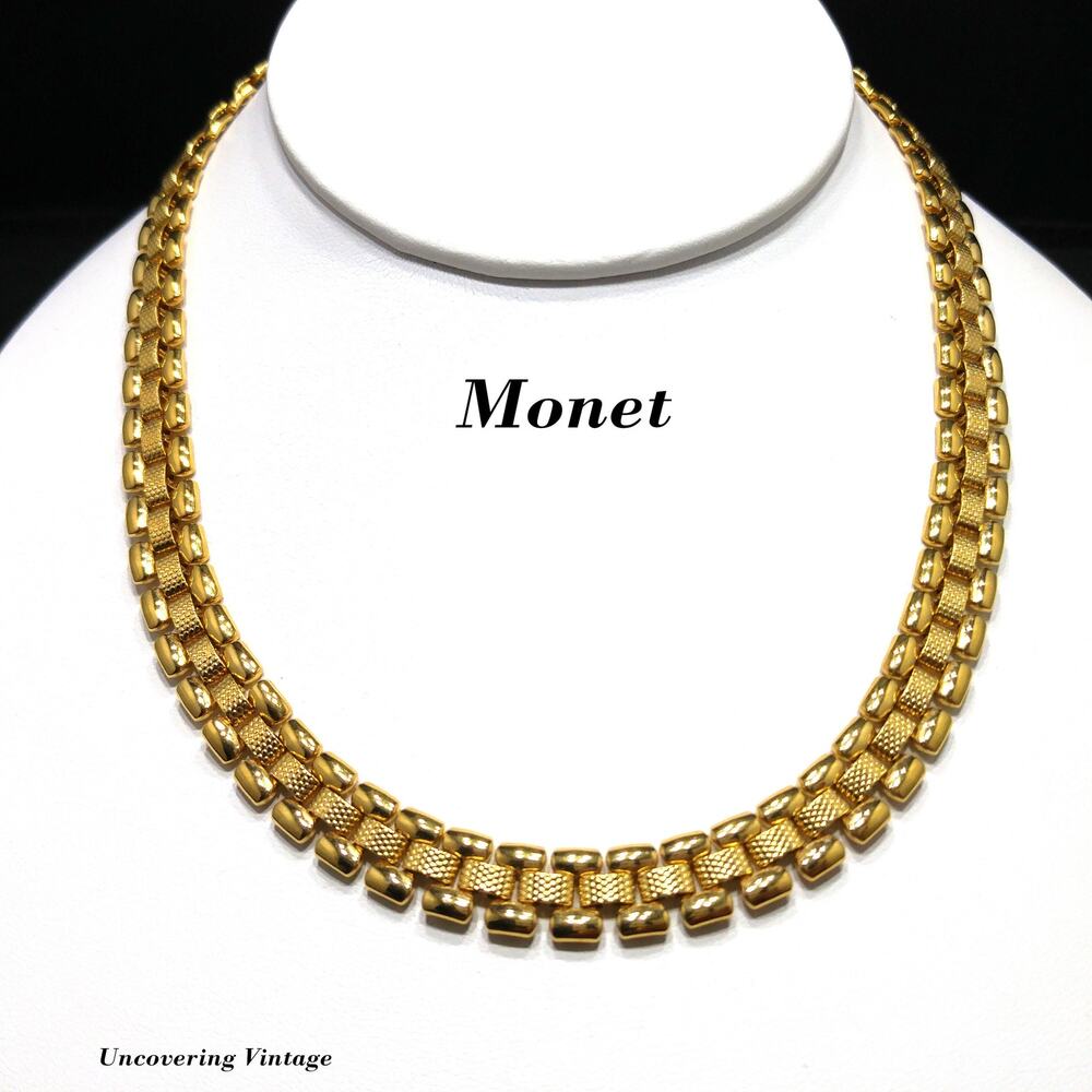 Vintage Monet Gold Plated Interlocking Chain Choker Necklace